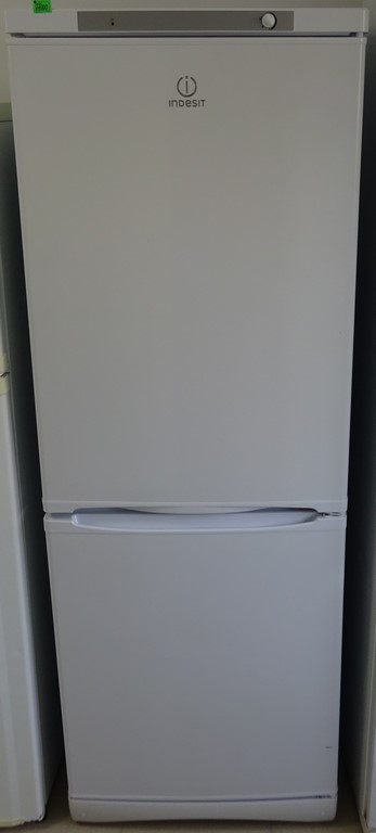Холодильник Indesit  Sb16740